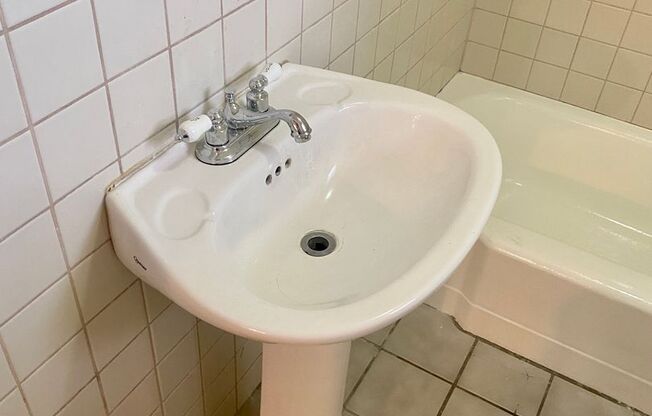 Amazing, Private 1/1 Located In Clearwater
