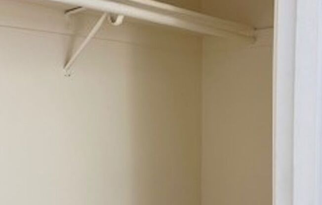 445 - Crescent Center