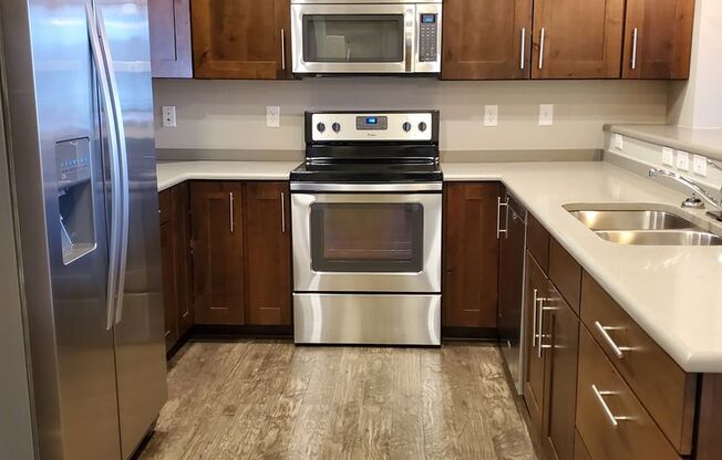 2 beds, 2 baths, $1,495, Unit 231