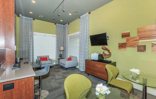 Living room area decor at Creekside Apartments, Overland Park, KS, 66213