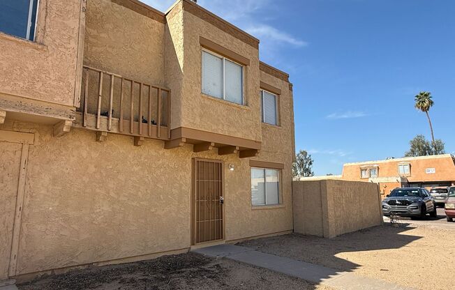 48th St & Broadway, Fully remodeled. 3 bed 1 bath townhome $1,600/month