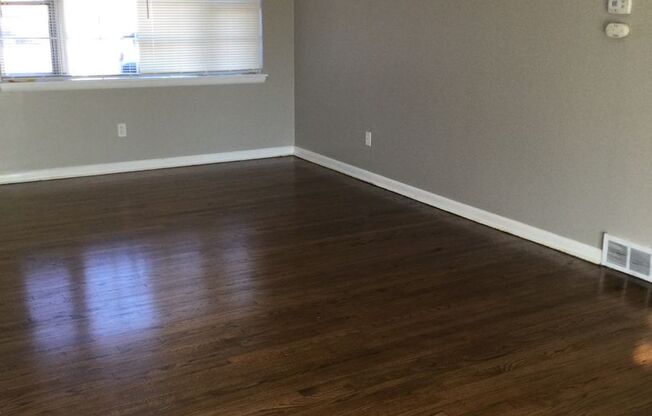 Move In Special! $200 off first month's rent