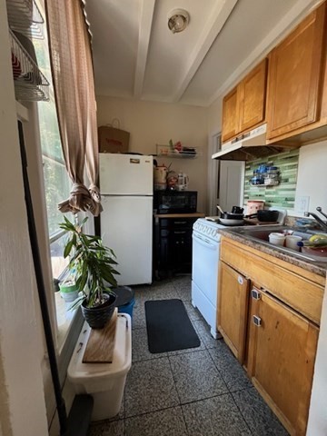 1 bed, 1 bath, $1,400, Unit 5