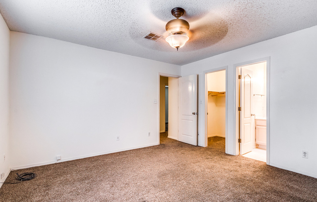 3 beds, 2 baths, $1,400