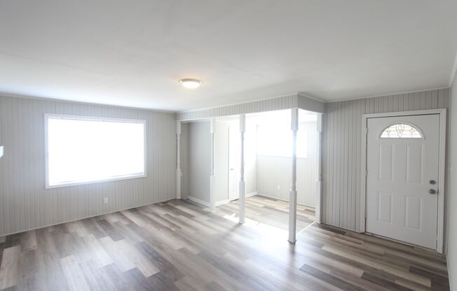 3 Bedroom, 1.5 Bath! New on the Market!  Better Hurry!!