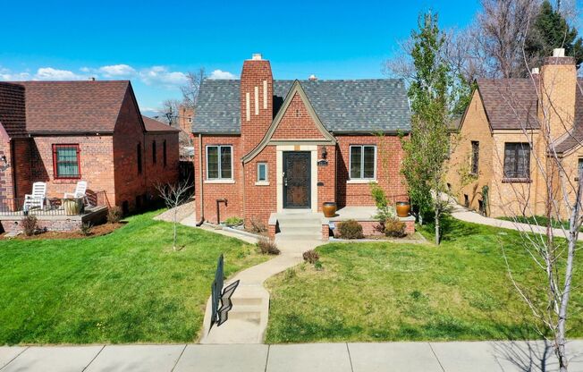 Great North City Park 3 Bed 2 bath Tudor Style Home