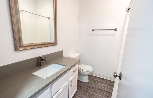 2 beds, 2 baths, 1,100 sqft, $2,198, Unit 43