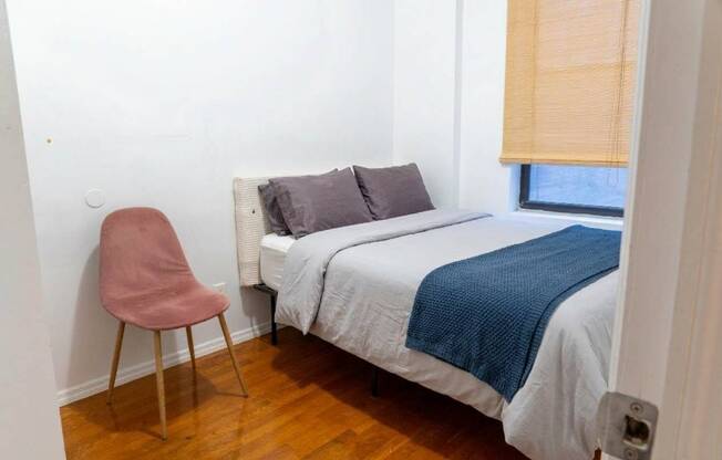 401 W 47 ST