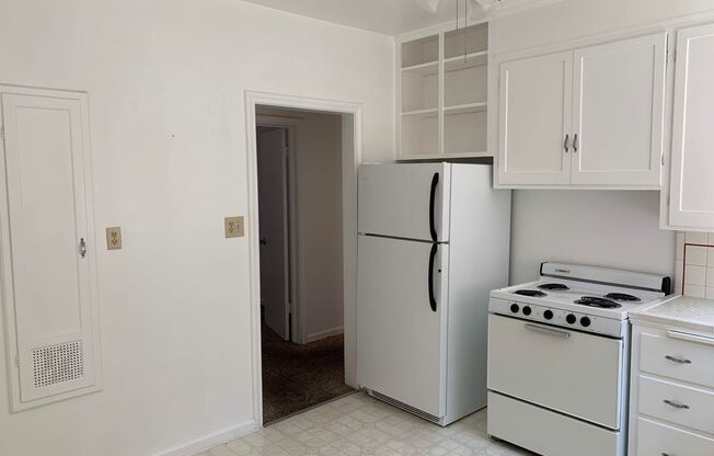 1 bed, 1 bath, 550 sqft, $1,095, Unit Unit 9