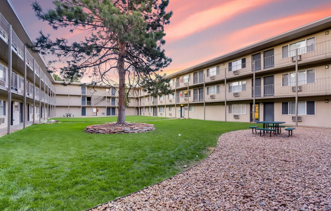 1 bed, 1 bath, 480 sqft, $795, Unit A306