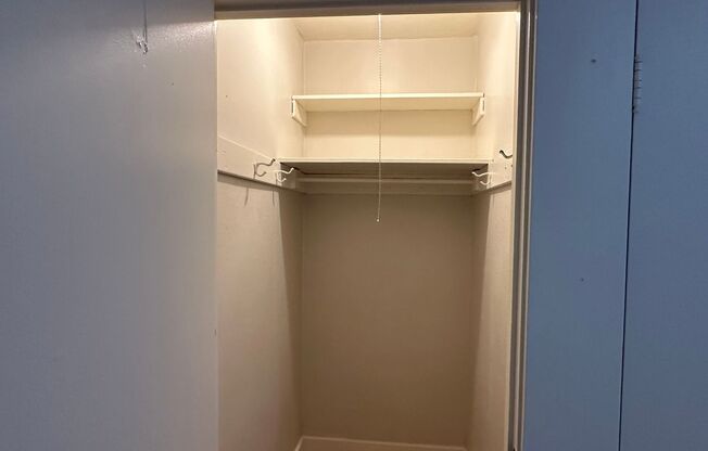 Studio, 1 bath, 280 sqft, $895, Unit 105