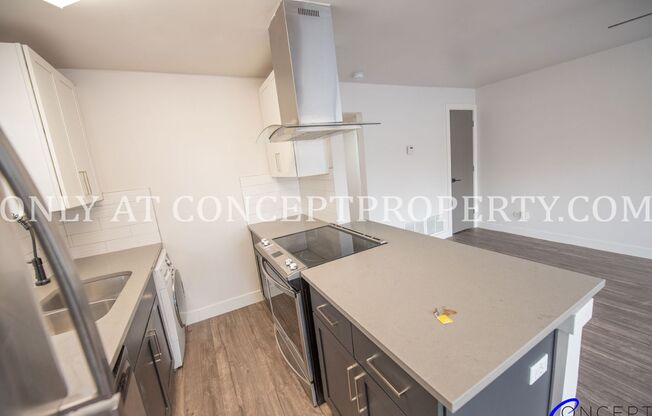 2 beds, 1 bath, $1,499, Unit 24