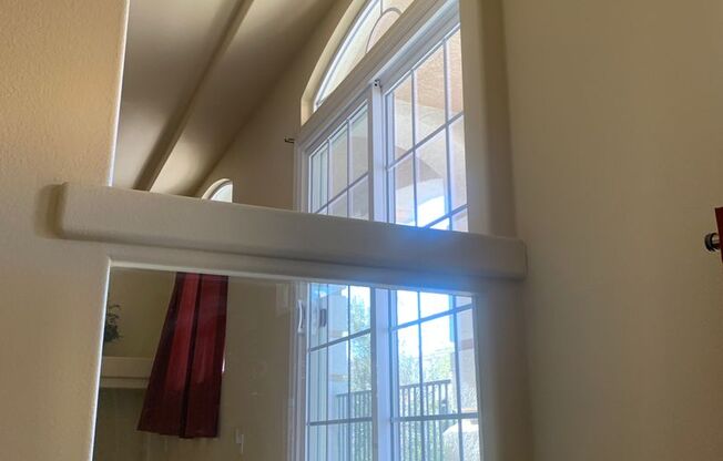 5 beds, 3.5 baths, $2,895