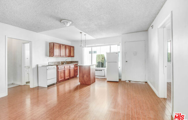 1 bed, 1 bath, 600 sqft, $1,850, Unit 2