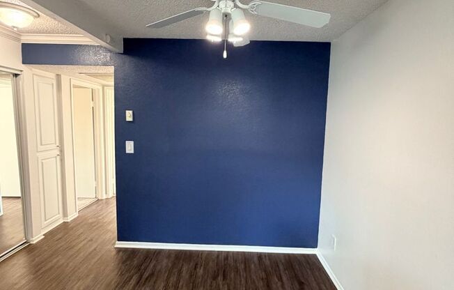 2 beds, 1 bath, 890 sqft, $2,590, Unit 304