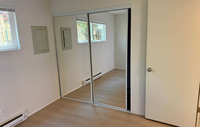 2 beds, 1 bath, 850 sqft, $1,695, Unit #2