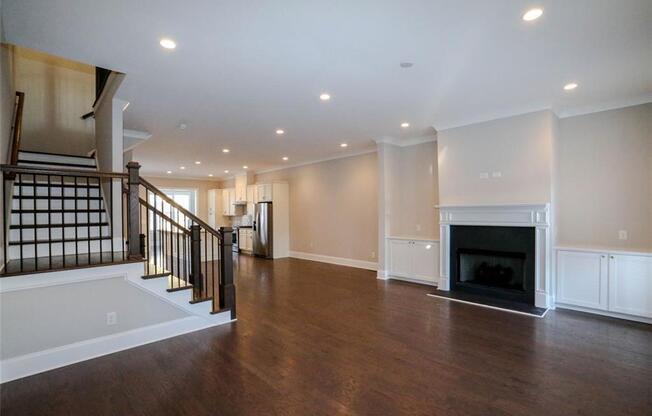 1923 MORRISON DR