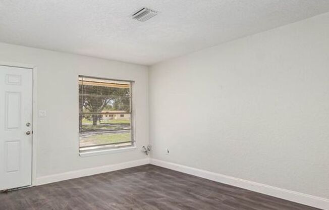 Just Listed - 3 Bedroom Home in Richmond Heights