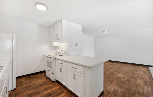 2 beds, 1 bath, 920 sqft, $1,425, Unit 1531-203
