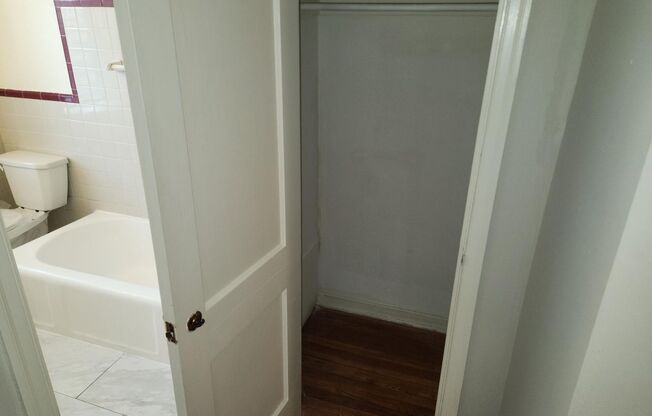 1 bed, 1 bath, 663 sqft, $1,995, Unit C-13