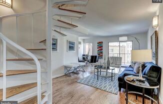 1718 P St NW