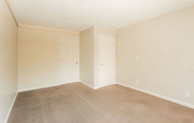 2 beds, 2 baths, 950 sqft, $2,995, Unit 204