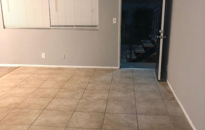 1 bed, 1 bath, 650 sqft, $1,695, Unit 135