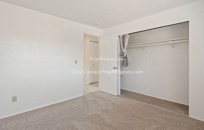 2 beds, 1 bath, $1,549, Unit 3350 SW 126th Avenue - Unit 11