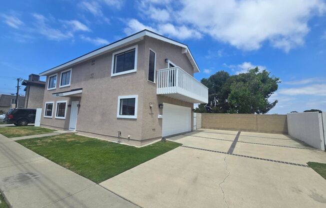 3 Bedroom 2 Bath 2 Story House, consisting of 2 Bedrooms and 1 Bath Upstairs and 1 Bedroom and 1 Bath Downstairs which Could Be A in Law Suite