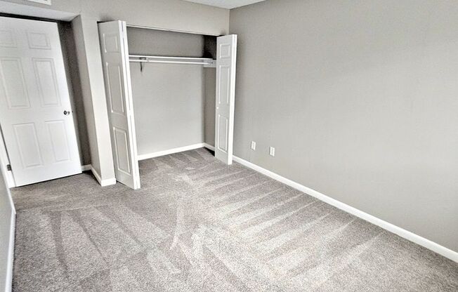 3 beds, 2.5 baths, 1,403 sqft, $1,295, Unit 10F