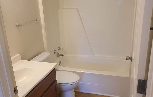 2 beds, 1 bath, 641 sqft, $675, Unit 510
