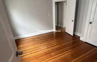 121 N ST