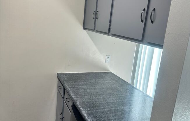 Studio, 1 bath, 460 sqft, $925, Unit 237S