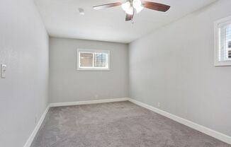 2 beds, 1 bath, 825 sqft, $1,090, Unit 3900 #03