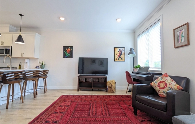 4281 WASHINGTON