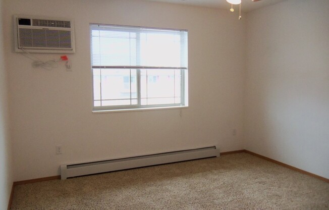 2 beds, 2 baths, 1,302 sqft, $1,449.99, Unit 127-07