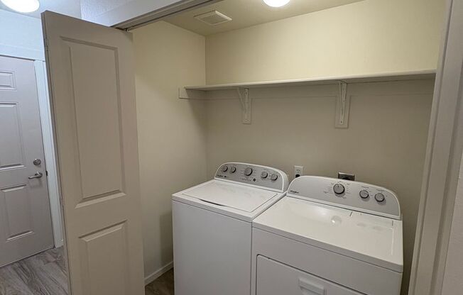 3 beds, 2 baths, 1,125 sqft, $1,695, Unit Unit # 11