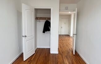 3 beds, 1 bath, $3,454, Unit 3