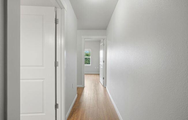 2 beds, 1 bath, 622 sqft, $1,695, Unit 212