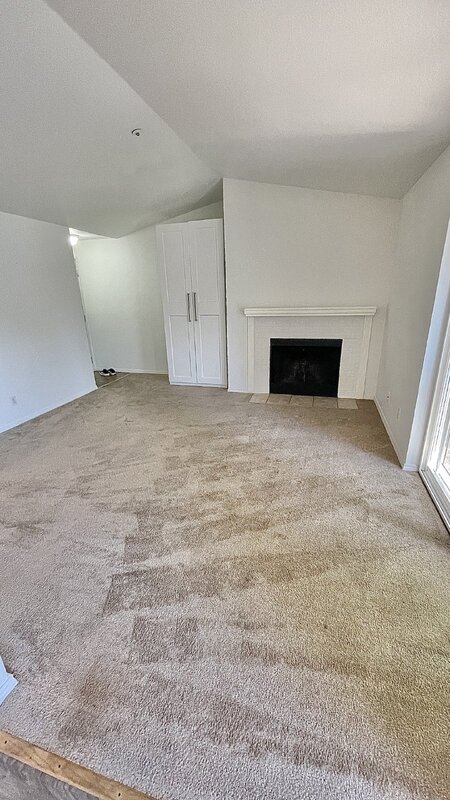 19230 Forest Park Dr. N.E. Unit #E219