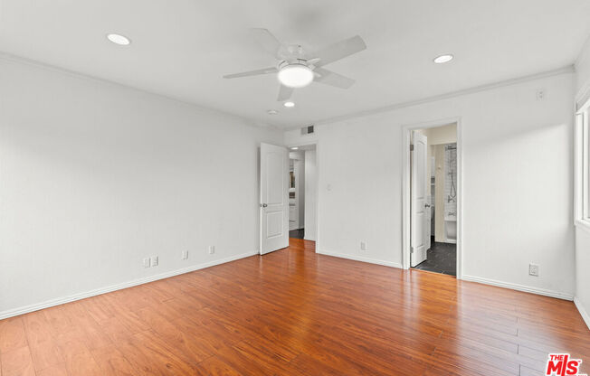 2354 FLETCHER DR
