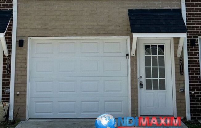 Nice  townhouse in gated community in Atlanta