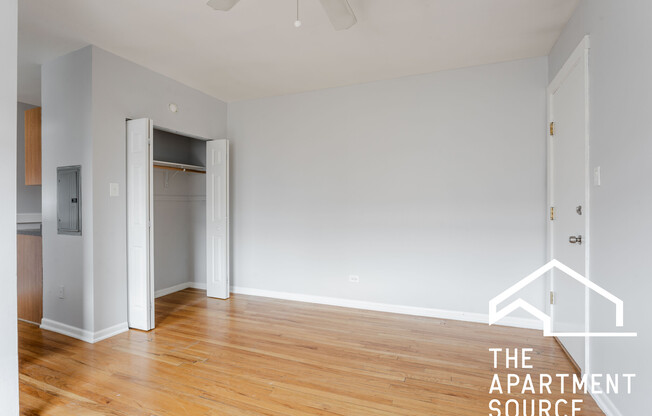 3259 N Wrightwood Ave 2H