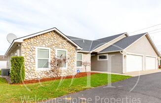 Spacious Home with Vaulted Ceilings