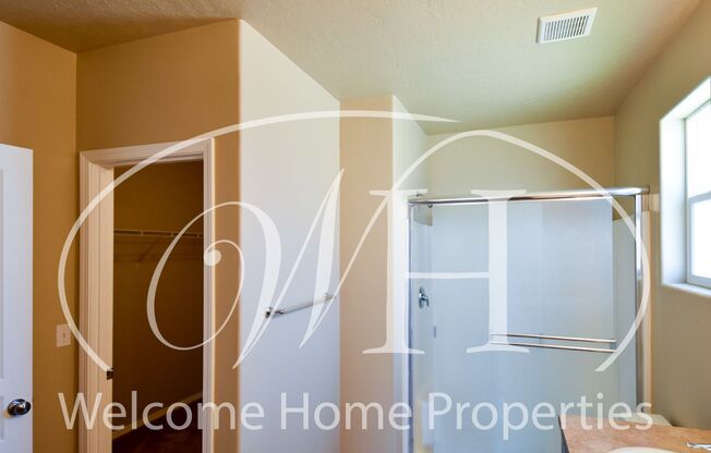 3 beds, 2 baths, $2,365