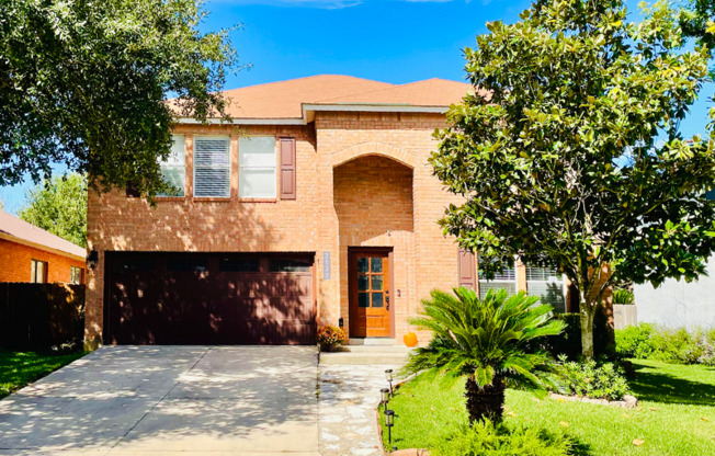 2127 ENCANTO RDG
