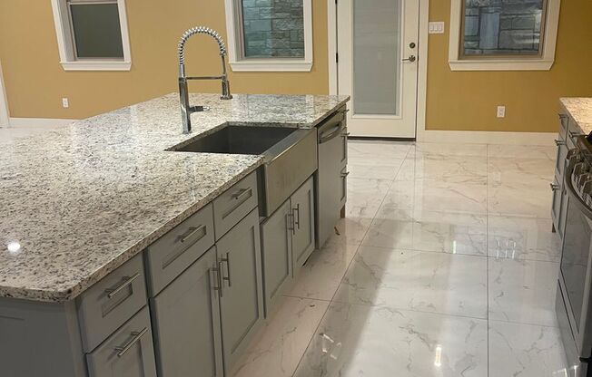RENTAL PRICE DROP !!