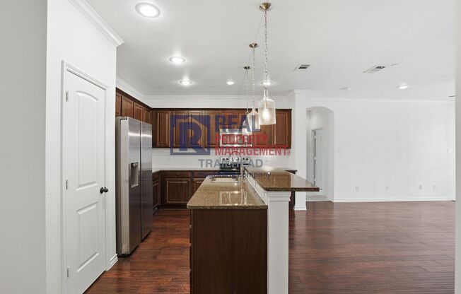 2 beds, 2 baths, $1,995, Unit APARTMENT 1100