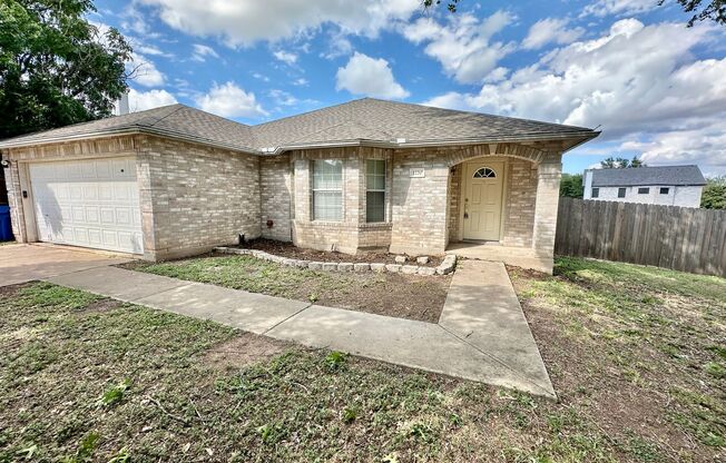 Charming Single-Story Home with Spacious Master Suite in Springbrook Enclave