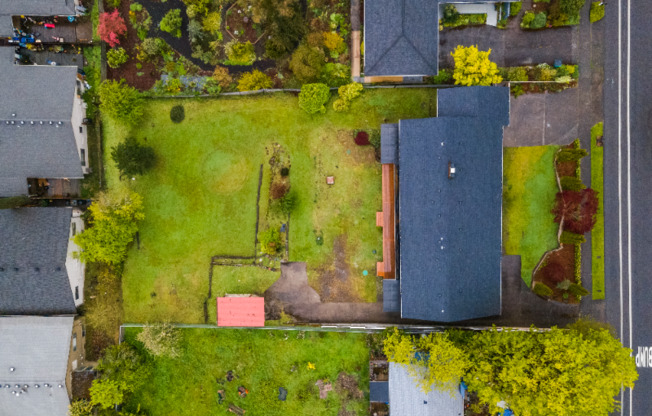 2617 E MCLOUGHLIN BLVD